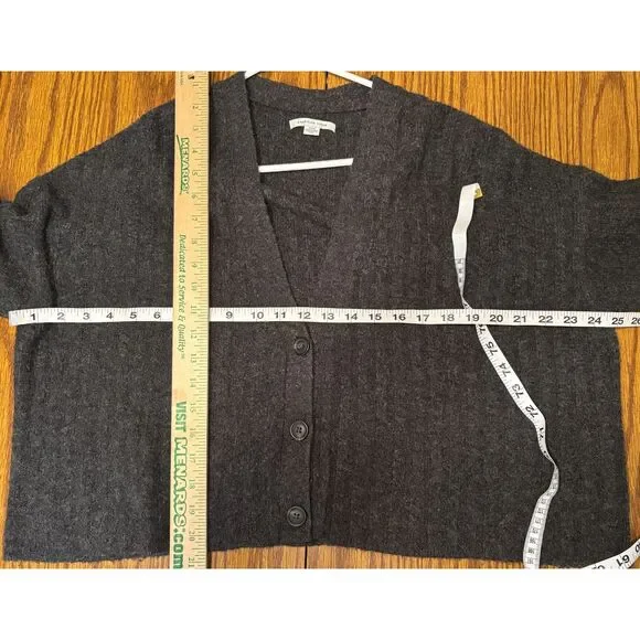 American Eagle cropped grey cardigan sweater size M - Picture 7 of 8